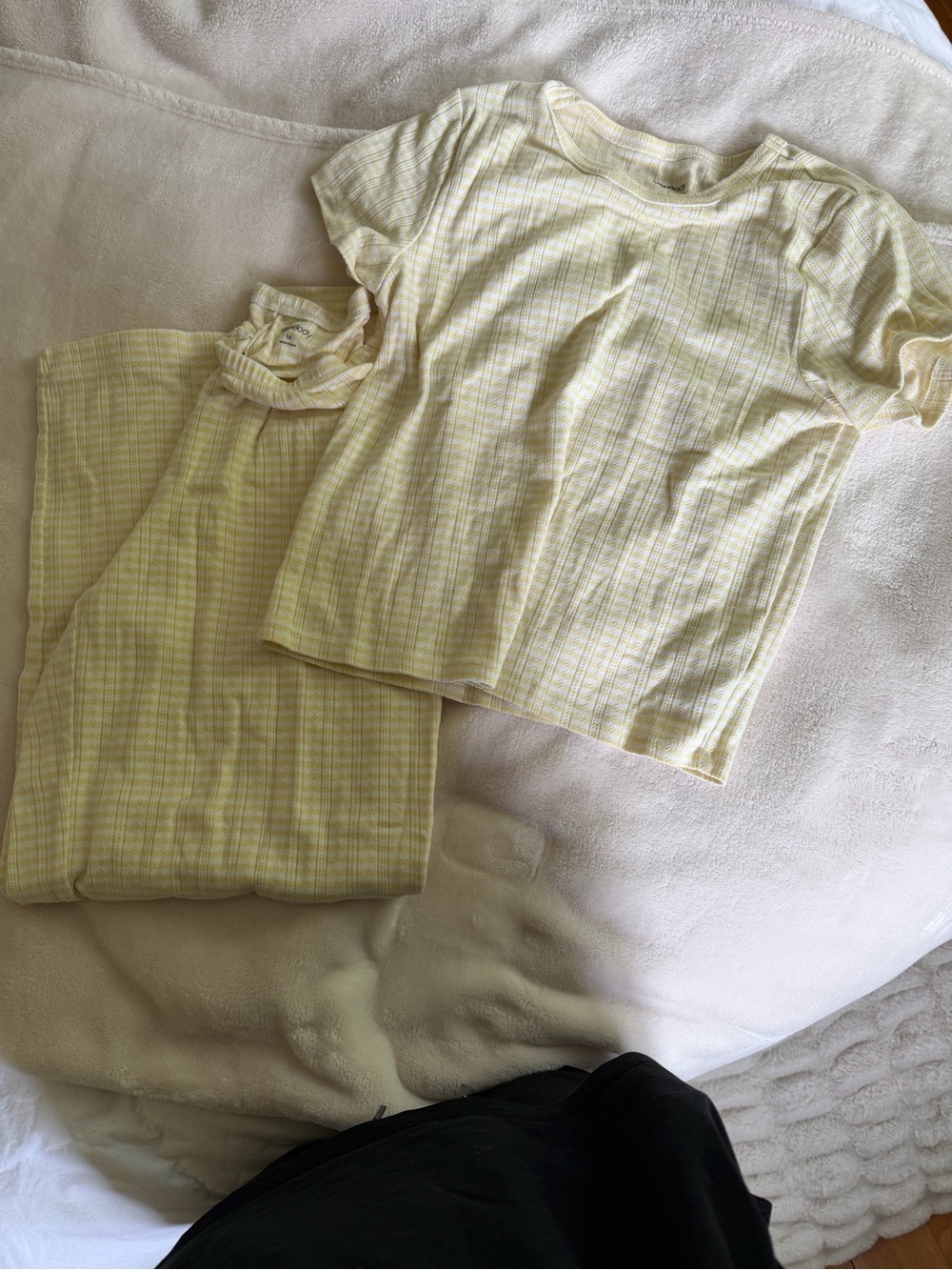 GAP Soft Yellow Ribbed Short Sleeve Pajama Set